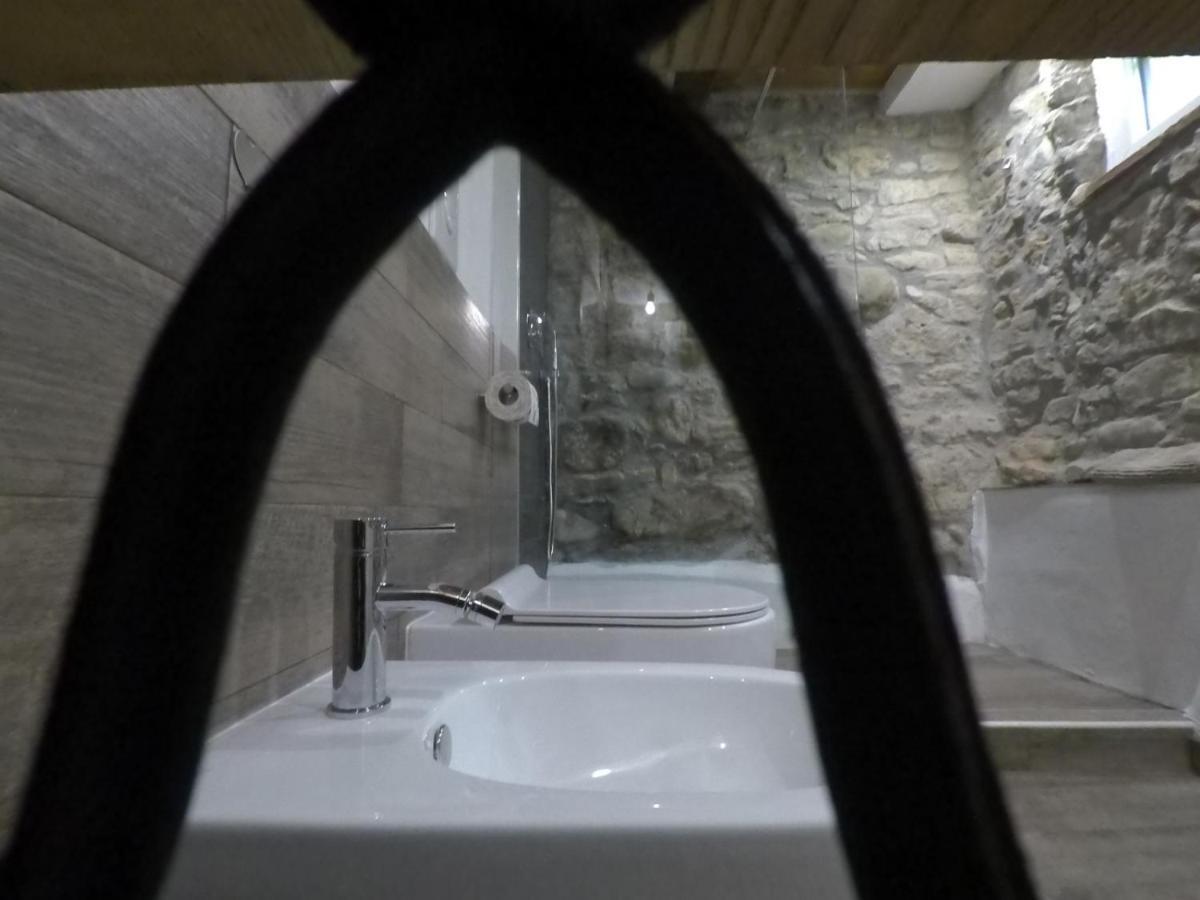 B&B La Casa Dei Cuori Millesimo Luaran gambar