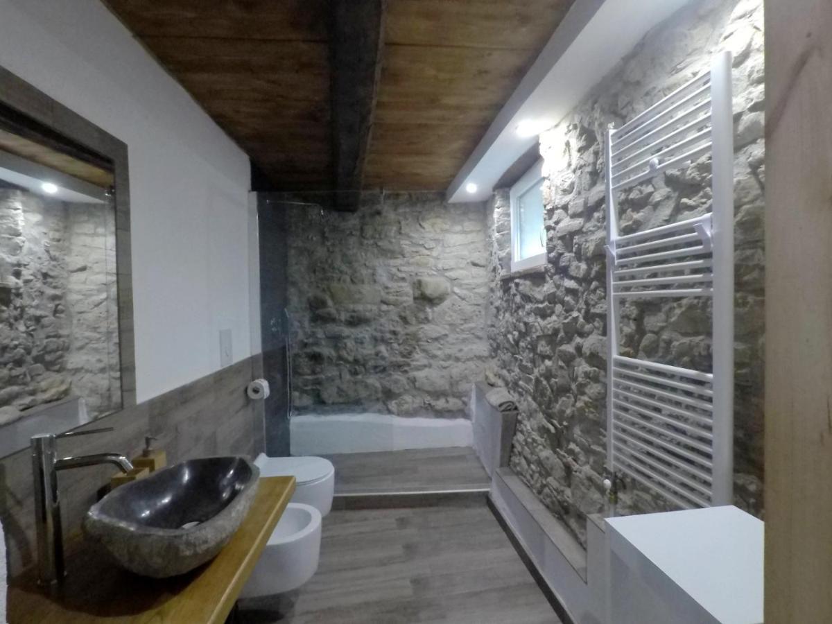 B&B La Casa Dei Cuori Millesimo Luaran gambar
