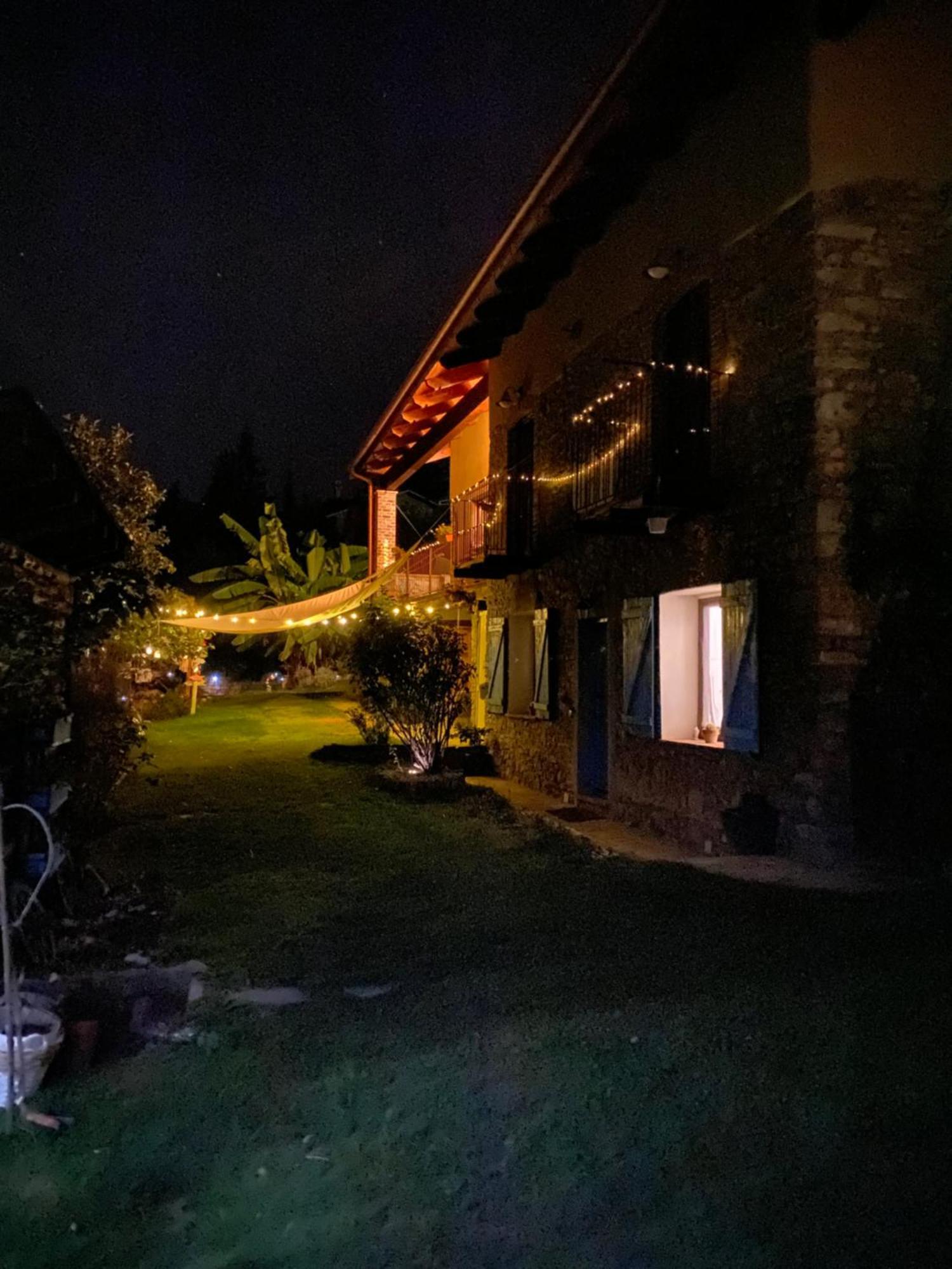 B&B La Casa Dei Cuori Millesimo Luaran gambar