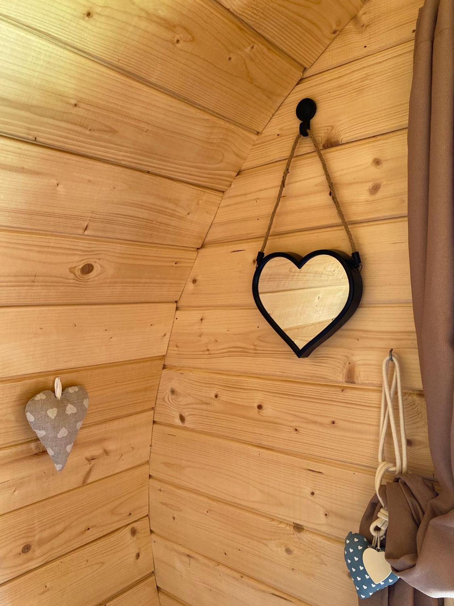 B&B La Casa Dei Cuori Millesimo Luaran gambar